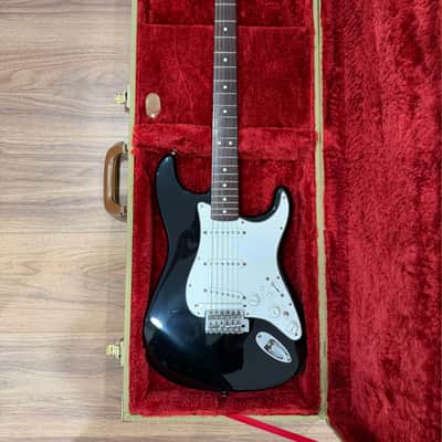Fender Standard Roland Ready Stratocaster 1998 - 2005 - Black image 1