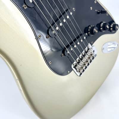 1979 Fender 25th Anniversary American Stratocaster – Silver image 22