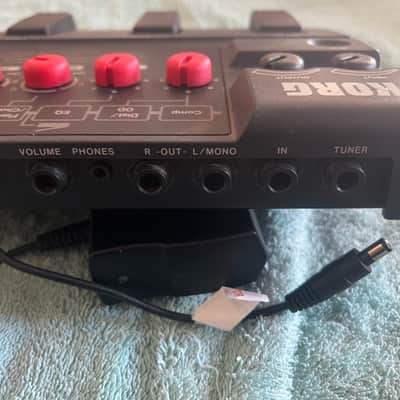 Korg G3 multi effects processor floor pedal with power supply. image 4