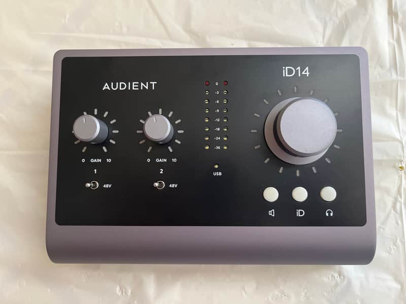 Audient iD14 MKII USB-C Audio Interface 2021 - Black image 1