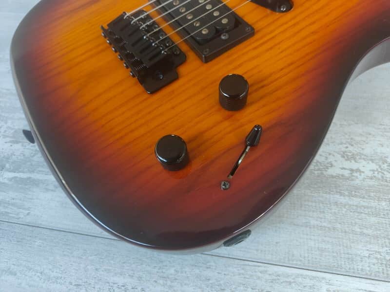 Aria Pro II Magna Series MA38/VS Superstrat (Violin Sunburst) | Reverb