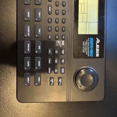 Alesis SR-16 Drum Machine 2010s - Black