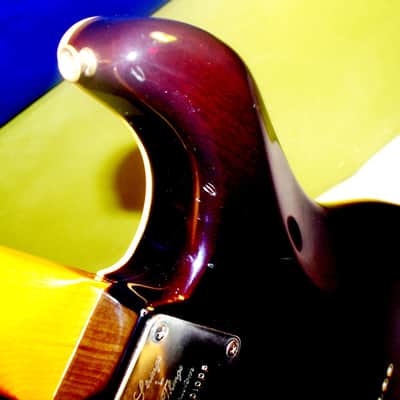 St. Blues  Strings & Things Guitar Blues King IV 1982 Wine. EXTREMELY RARE.  Mahogany Body. Memphis image 20