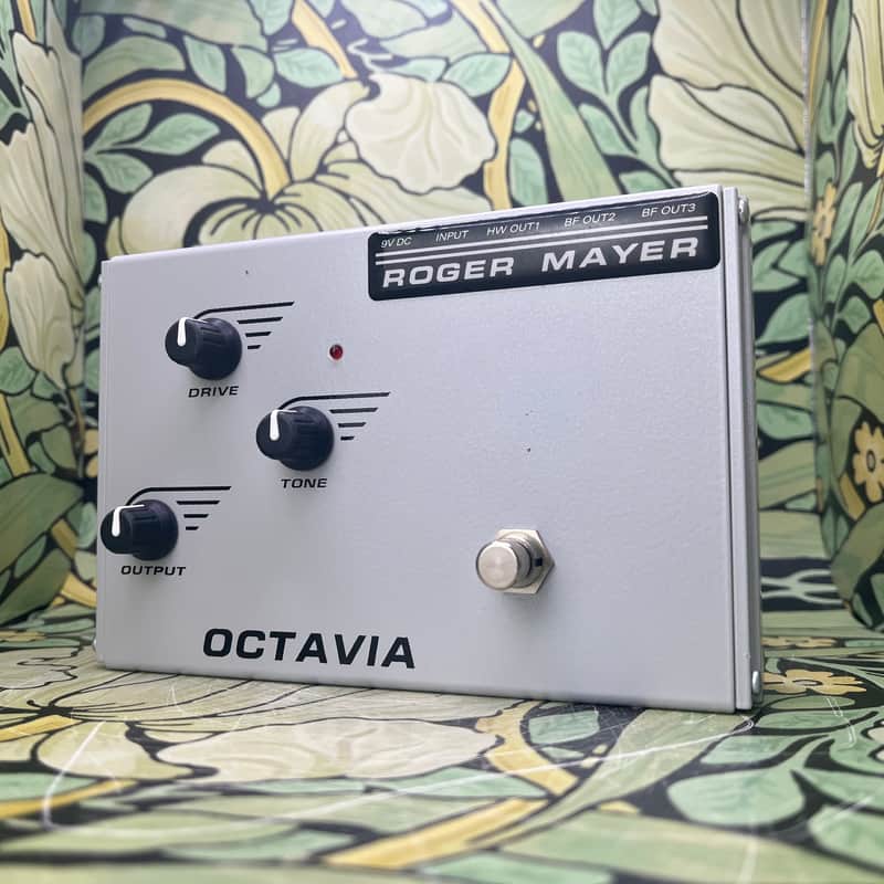Roger Mayer Octavia | Reverb