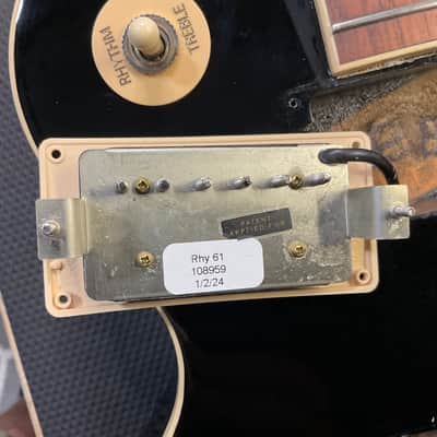 Gibson Les Paul Classic 2023 Ebony w/ OHSC, Case Candy image 11