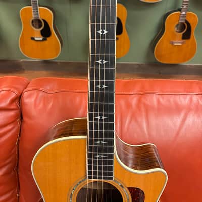 2000 Taylor 814ce with Fishman Electronics Natural image 8