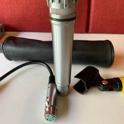 Turner S500 dynamic microphone, 1960s image 1