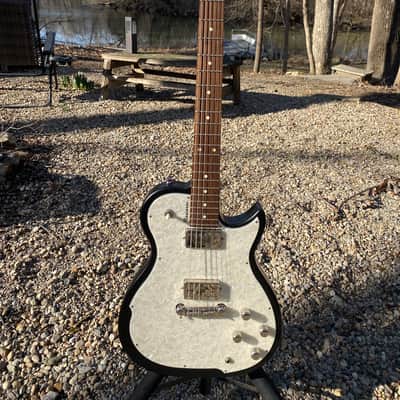 Godin Radiator 2019 - 2020 - Bourbon Burst image 6