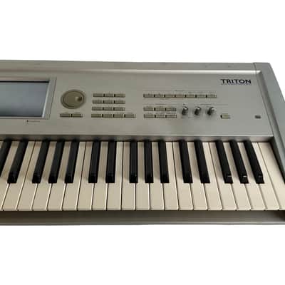 Korg Triton 61 Key *Expert Tested*Guaranteed* image 3