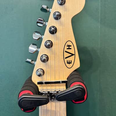 EVH Red Striped Series 2021 - red image 6