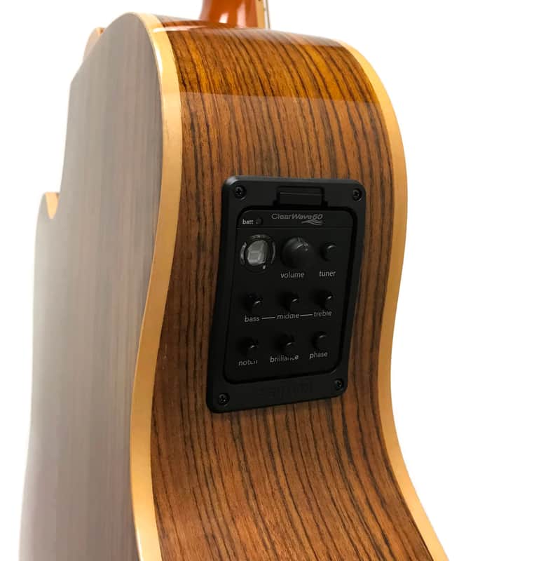 Samick Greg Bennett Design OM-15CE Orchestra Cutaway Acoustic