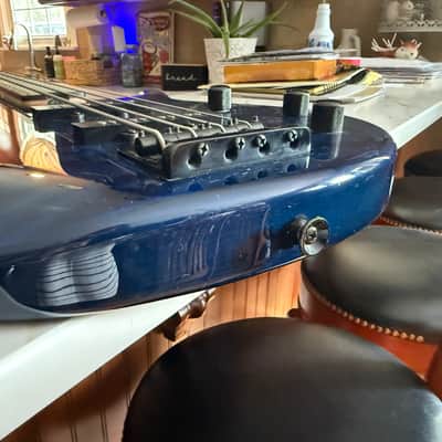 Peavey Millennium 4 AC BLUE BXP 4-String Active Electric Bass 2010s - Gloss Black image 7