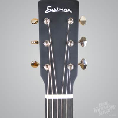 Eastman E3OM-DLX Acoustic-Electric Guitar – Natural image 7