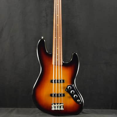 Fender Jaco Pastorius Jazz Bass Fretless Pau Ferro Fingerboard 3-Color Sunburst image 2