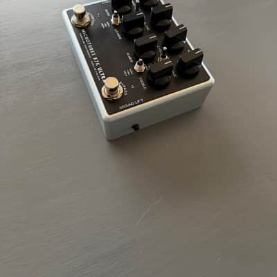 Darkglass Electronics Microtubes B7K Ultra V1 Bass Preamp image 2