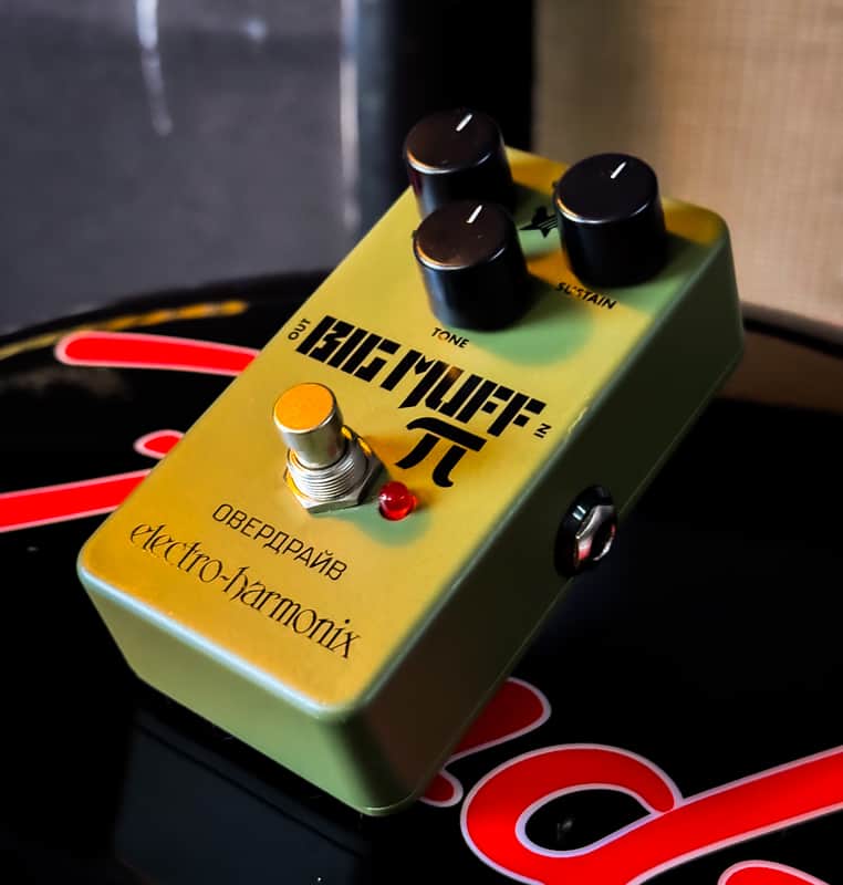 Immagine Electro-Harmonix Green Russian Big Muff Pi Reissue 2017 - Present - Green - 1