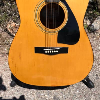Yamaha FG-400 Acoustic Guitar image 8