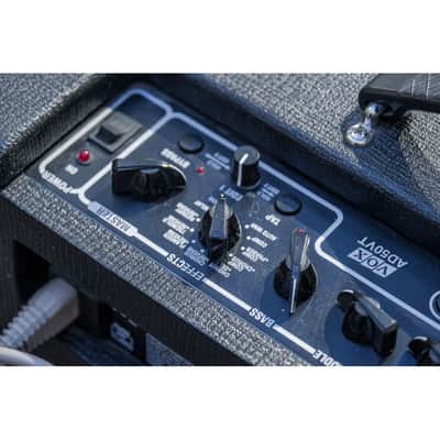 2000s Vox Valvetronix AD50VT 50-Watt 1x12 Hybrid Guitar Combo Amp black image 3