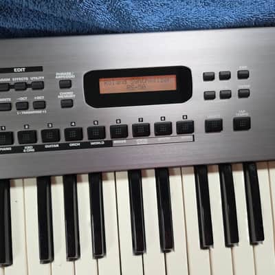 Roland RS-50 61-Key Digital Synthesizer 2003 - 2004 - Black image 3