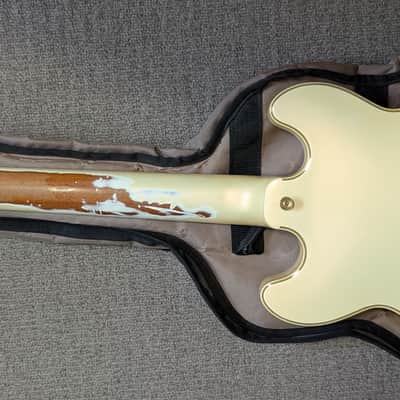 Yamaha SAS T 1988-1992 - Pearl white image 3