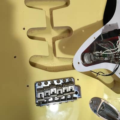 1994 Fender Yngwie Malmsteen Stratocaster ST72-140YM Premium series made in Japan MIJ w/case image 21