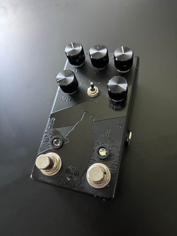 Walrus Audio Monument Harmonic Tap Tremolo V2 Limited Edition - Reverb Exclusive 2019 - Blackout image 1