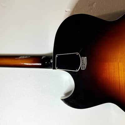 Teisco M-26 1968 - Sunburst image 7