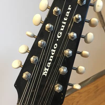 Vox Mando Guitar 1964 Sunburst image 4