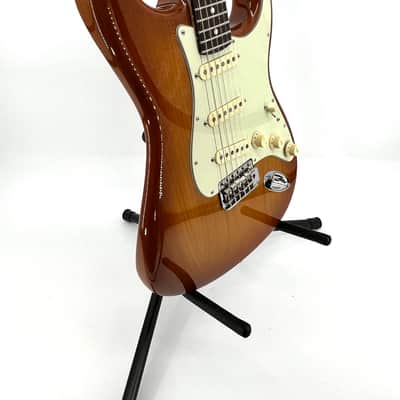 Fender American Performer Stratocaster, Rosewood Fingerboard 2024 - Honey Burst image 2