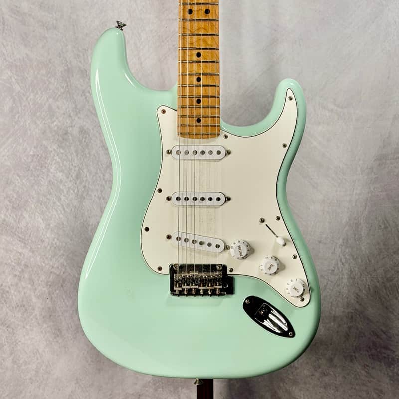 2023 Fender Deluxe Player Stratocaster, Roasted Maple Neck, Surf Green