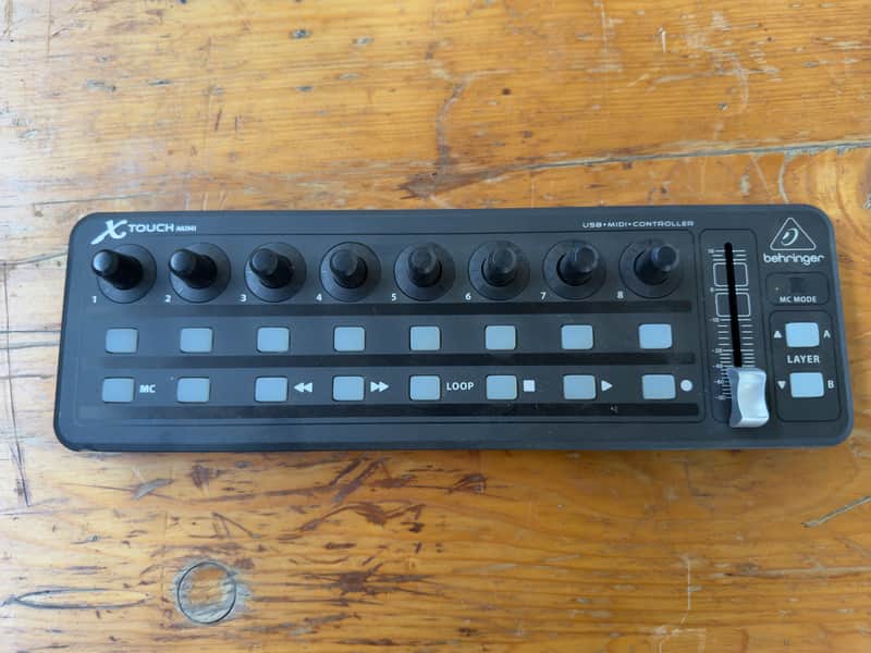 Behringer X-TOUCH MINI Ultra-Compact USB DAW Control Surface