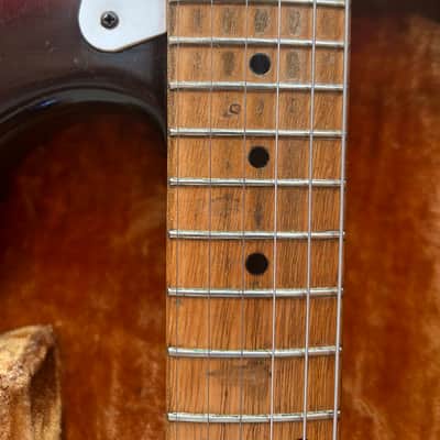 Fender Stratocaster with tremolo, left handed 1959 - 3-color sunburst image 15