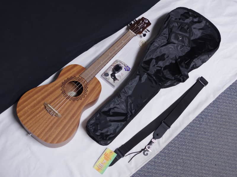 Luna Vintage Mahogany Baritone Ukulele NEW w/ Bag, Strap, Tuner - VMB image 1