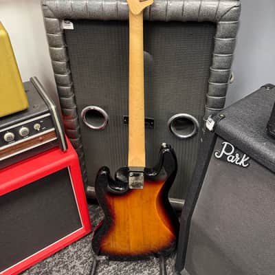 Squier Jazz Bass 2010/2020s - Sun burst image 5