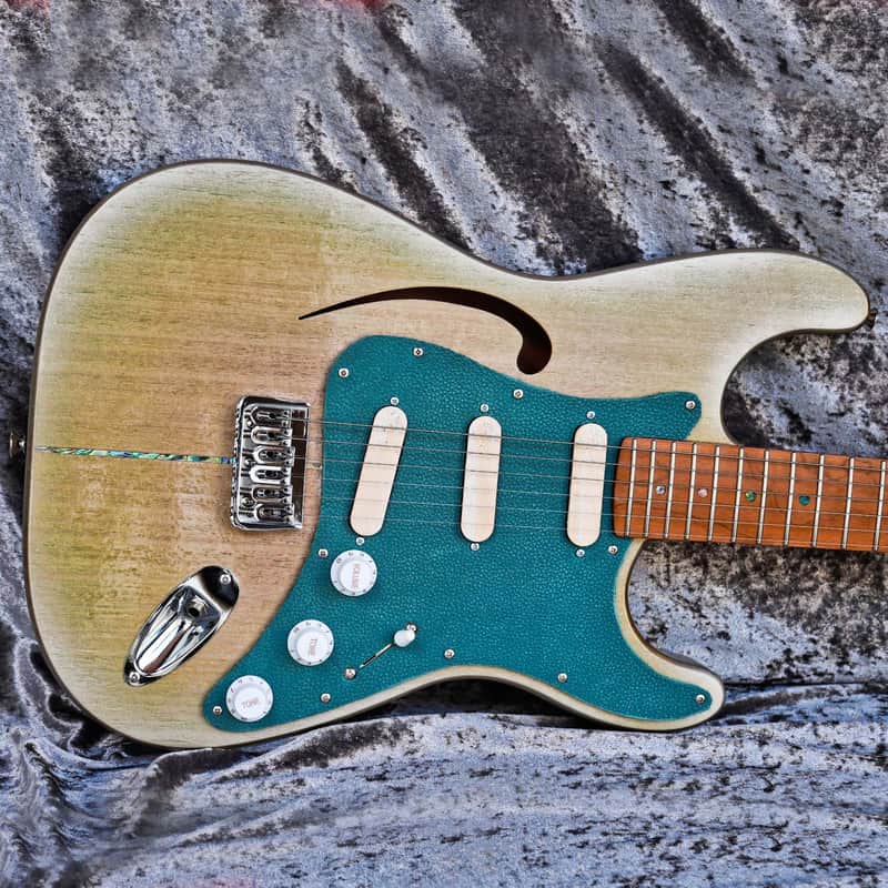 GB Liuteria Traditional Strato semi hollow green image 1