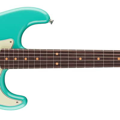 Fender - Vintera III Early '60s Stratocaster - Electric Guitar w/ Rosewood Fingerboard - Seafoam Green - w/ Deluxe Gigbag image 2