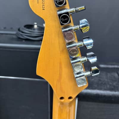 Fender Richie Sambora Signature Stratocaster 1996-1998 - Red image 11