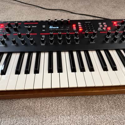 Dave Smith Instruments Prophet 12 61-Key 12-Voice Polyphonic Synthesizer 2013 - 2018 - Black with Wood Sides image 7