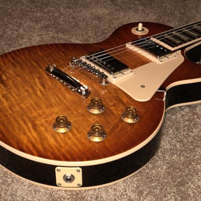 Gibson Les Paul ES Standard no f-holes: 2016 Light Burst.  Only 100 Made !  Discontinued / 6.25 lbs. image 6