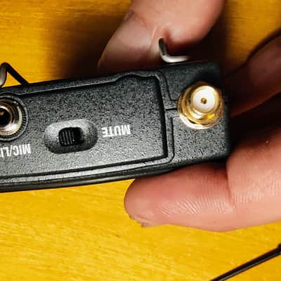 Sennheiser SK500G3 Transmitter SMA Antenna Mod - Band A (516-558 MHz) image 3