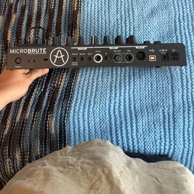 Arturia MicroBrute 25-Key Synthesizer 2014 - Present - Black image 3