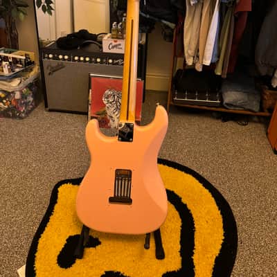 Fender Player Stratocaster Shell Pink Limited Edition FSR image 5