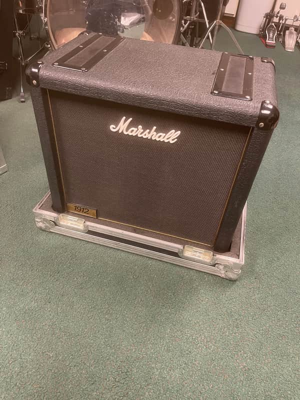 Marshall 1912 1x12 Speaker Cab (w/ Road Case) image 1