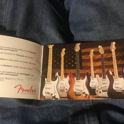 Fender Guitar Bass Manual 2012-2016 image 2