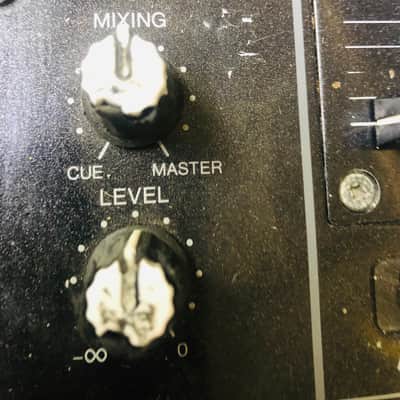 Pioneer DJM-800 - Four Channel Professional DJ Mixer image 8