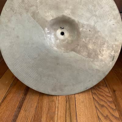 Ludwig Standard/Paiste 16" 860 grams crash cymbal crash cymbal 1960's - silver/nickel image 3