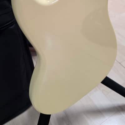 Fender American Mustang BRAND NEW 75th ANNIVERSARY Performer Vintage White 60s Kurt Cobain vibes USA Electric Guitar image 14