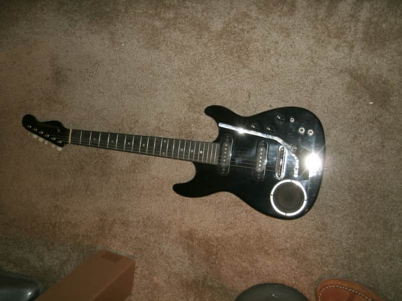 80's or 90's  Synsonics Terminator guitar black with built in speaker SEE VIDEO image 1