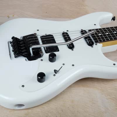 Charvel by Jackson Ark Series AR-070-SSH 1991 Pearl White Japan Super Strat w/ Bag image 4