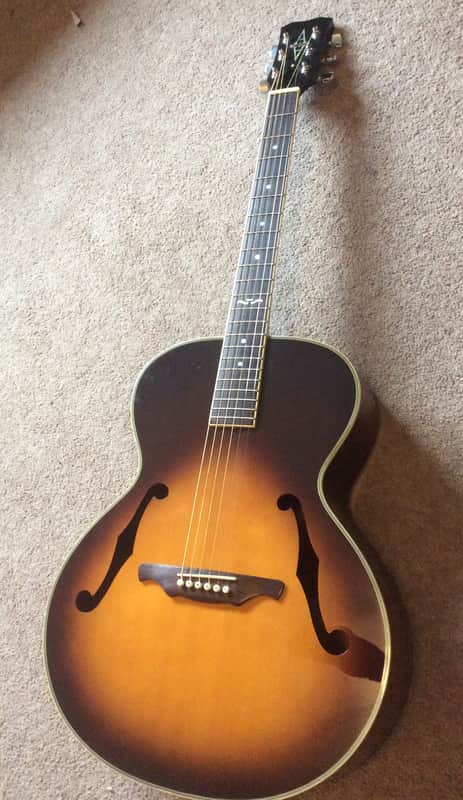 Alvarez 5055 Bluesman Acoustic, Sunburst hardshell case image 1